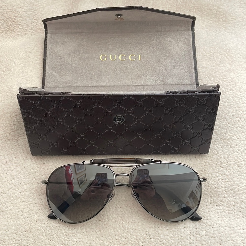 Gucci black aviator bamboo sunglasses case included